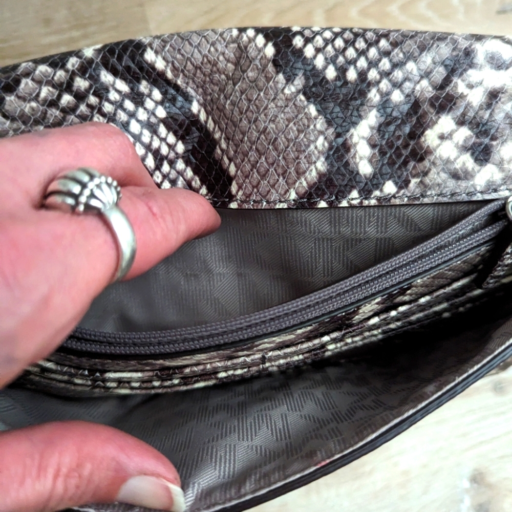 Michael Kors python shoulder bag - Picture 6 of 7